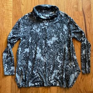 Vera Wang top